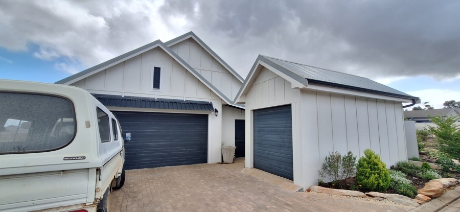 3 Bedroom Property for Sale in Albertinia Western Cape